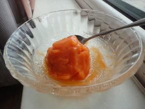 冰激凌密瓜怎么吃,夏日清凉新吃法，尽享甜蜜与清新