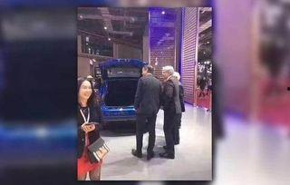 吃瓜群众偷拍系列,揭秘吃瓜群众背后的秘密生活