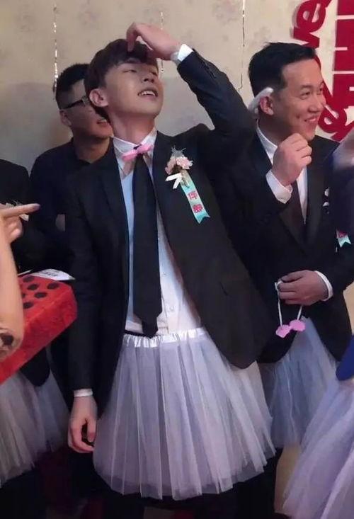 伴郎新娘吃瓜视频,爆笑瞬间引网友热议