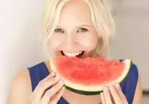 孕妇梦见抱着大瓜吃瓜,孕妇抱瓜食瓜的神秘寓意