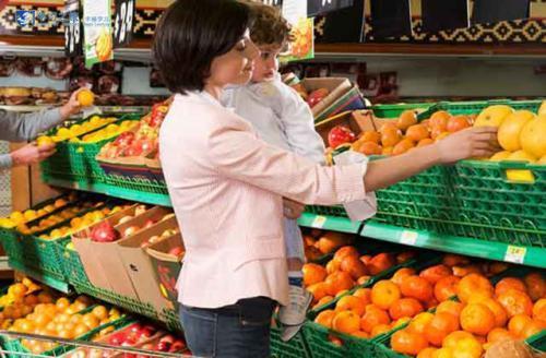 吃瓜妈妈送超市,超市购物新体验