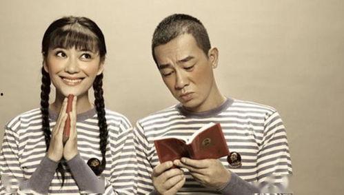 e洲父女幸福一家人吃瓜,甜蜜瓜田里的温馨时光