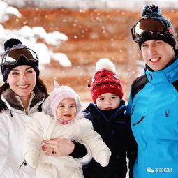 e洲父女幸福一家人吃瓜,甜蜜瓜田里的温馨时光