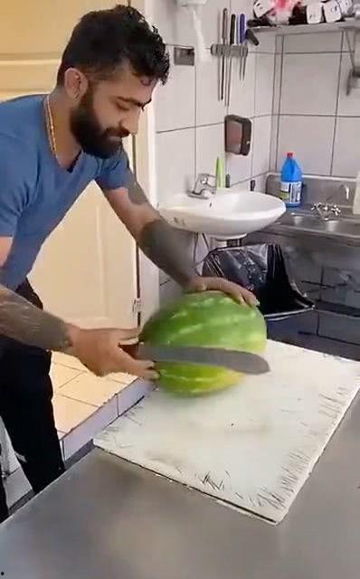 办公室吃瓜有钱吗,揭秘职场中的“财富瓜”